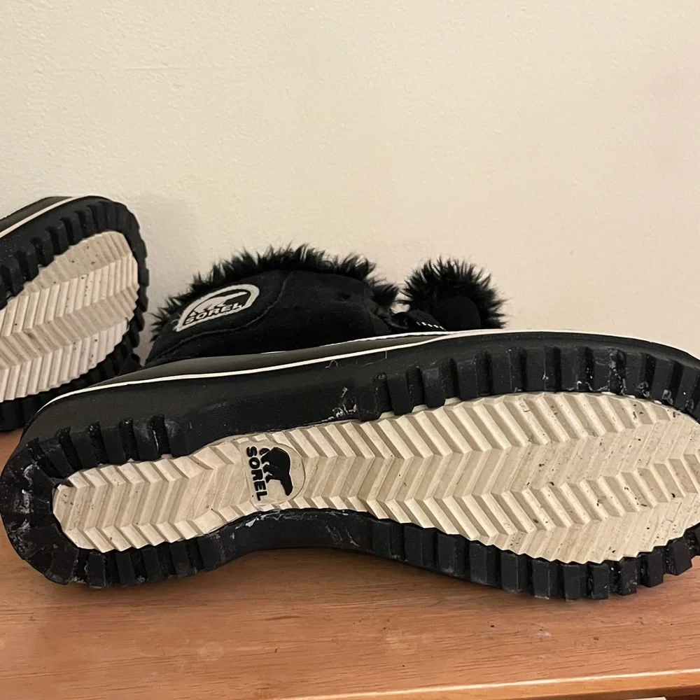 Sorel Women's Winter Snow Boots - Picture 4 of 5
